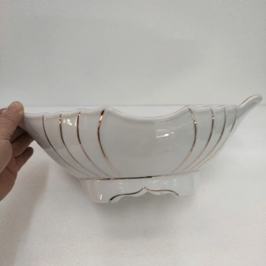 Bát thuyền gà cúng nguyên con hoa sen viền vàng to - Sứ Bát Tràng cao cấp, hàng loại 1, giảm giá 298.000₫ 3 Bát thuyền gà cúng nguyên con hoa sen viền vàng to - Sứ Bát Tràng cao cấp, hàng loại 1, giảm giá 298.000₫ 3