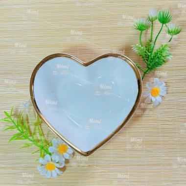 Bát tim sứ đựng trôi chè: Bộ 3 mẫu sang trọng, giá 27.500đ, giảm 35.750đ 4 Bát tim sứ đựng trôi chè: Bộ 3 mẫu sang trọng, giá 27.500đ, giảm 35.750đ 4