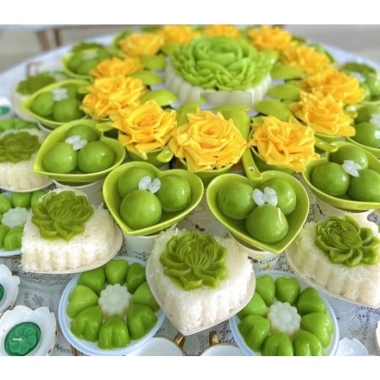Bát tim sứ xanh lá đựng trôi chè mâm cúng đầy tháng, thôi nôi - Giá 33.000đ