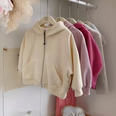 Bé gái phiên bản Hàn Quốc áo khoác gió nhẹ mùa xuân thu phong cách mới siêu mỏng giá chỉ 309.001 VND 2