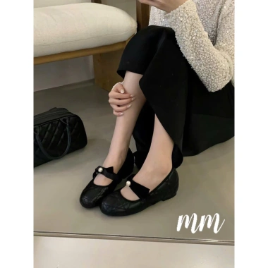 Bệt trần nơ nhung tag ngọc cực xinh, đế độn 3p – Giá ưu đãi chỉ 550k 3 Bệt trần nơ nhung tag ngọc cực xinh, đế độn 3p – Giá ưu đãi chỉ 550k 3