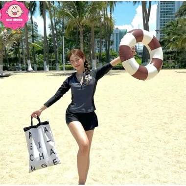 Bikini 2 mảnh tay dài, quần 2 lớp mẹ & bé 38-62kg - Đồ bơi biển du lịch 199k 2