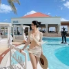 Bikini biển D5: áo bra 2 dây, quần tam giác, áo lưới dài tay + khăn quấn 143.900₫ 7