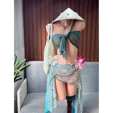 Bikini Chiếc Lá Nhiệt Đới Giá 450k - Tặng Dây Chuyền Vỏ Sò & 2 Kẹp Hoa