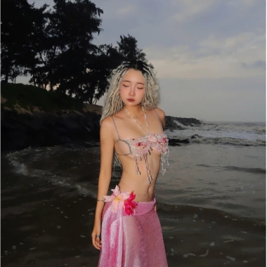 Bikini Hạt Pha Lê Hồng Biển Nắng - Tặng Dây Chuyền Vỏ Sò + 2 Kẹp Hoa & Chip 1.250.000 7