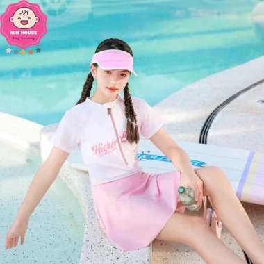 Bikini liền thân váy tay ngắn in chữ cho bé gái - Đồ bơi dưới 1m45, 189.000₫ 2