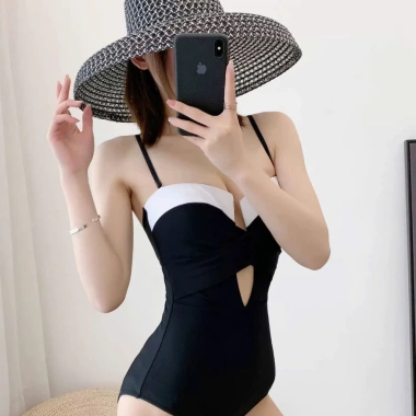 Bikini liền xẻ ngực nhiều màu - Set bãi biển giảm giá 209.000₫
