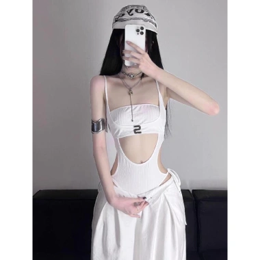 Bikini nội y sét áo quây quần cực cháy, tiệc bar, jean & quần ống rộng, giá 175k
