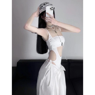 Bikini nội y sét áo quây quần cực cháy, tiệc bar, jean & quần ống rộng, giá 175k