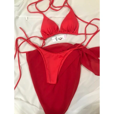 Bikini set 3 món 2 món tam giác basic kèm khăn quấn – Hình thật, giá 79.000, giao nhanh HCM