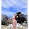 Bikini Set Khăn Quấn San Hô Hồng + Dây Chuyền Vỏ Sò & 2 Kẹp Hoa Chip - Giá 389k 5