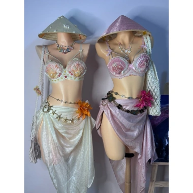 Bikini vàng vỏ sò phối ngọc trai - tặng dây chuyền vỏ sò, 2 kẹp hoa, chỉ 599.000₫ 10 Bikini vàng vỏ sò phối ngọc trai - tặng dây chuyền vỏ sò, 2 kẹp hoa, chỉ 599.000₫ 10