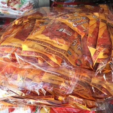 Bim bim đùi gà cay 30 gói - Snack cay giòn, giảm giá 57.000₫ (giá gốc 73.530) 4 Bim bim đùi gà cay 30 gói - Snack cay giòn, giảm giá 57.000₫ (giá gốc 73.530) 4