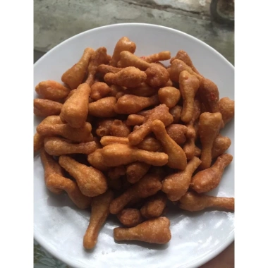 Bim Bim Đùi Gà Cay Mặn Ngọt 1kg - Snack Giòn Tan, Vị Đậm Đà, Giá Ưu Đãi 53.000đ