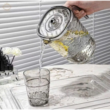 Bình Đựng Nước Nhựa Cao Cấp Màu Xám Trong kèm 4 Ly - Bộ Đồ Uống Thỏ Hoàng Kim, Giá Ưu Đãi 75.000 VND 3 Bình Đựng Nước Nhựa Cao Cấp Màu Xám Trong kèm 4 Ly - Bộ Đồ Uống Thỏ Hoàng Kim, Giá Ưu Đãi 75.000 VND 3