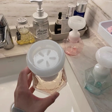 Bình đựng nước rửa tay tạo bọt hình bông hoa - Hộp xinh xắn, giảm còn 55.000đ, giá gốc 70.400đ 8