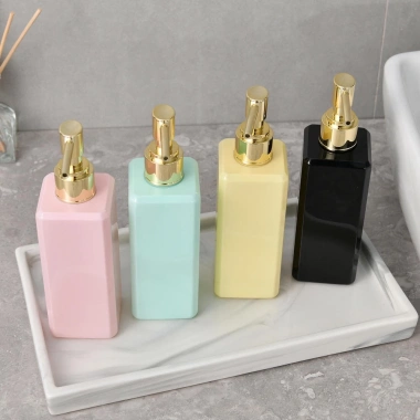 Bình đựng xà phòng dạng lỏng hình vuông tiện dụng cho phòng tắm - 60.523₫