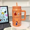 Bình giữ nhiệt In Snoopy 1.500ml - Cốc inox 304 cao cấp, tay cầm chắc, giá 245k