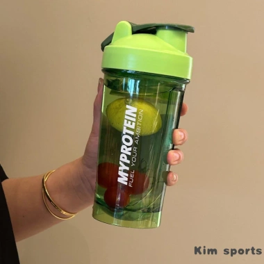 Bình Lắc Protein 600ml Thể Thao - Vạch Chia, Con Lắc Lò Xo, Giá Ưu Đãi 74.380₫ 9 Bình Lắc Protein 600ml Thể Thao - Vạch Chia, Con Lắc Lò Xo, Giá Ưu Đãi 74.380₫ 9