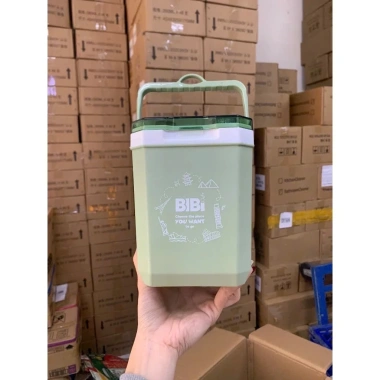 Bình nước đá 1.2L hot trend - Thùng mini đựng trà sữa, trà tắc, giá chỉ 55.000₫ 2 Bình nước đá 1.2L hot trend - Thùng mini đựng trà sữa, trà tắc, giá chỉ 55.000₫ 2