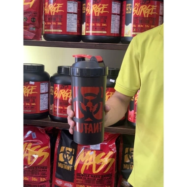 Bình Nước Gym Shaker Mutant 1.000ml Chính Hãng - Giá 150.000, Dung tích 1L, Đựng Protein, Dễ Mang 6 Bình Nước Gym Shaker Mutant 1.000ml Chính Hãng - Giá 150.000, Dung tích 1L, Đựng Protein, Dễ Mang 6