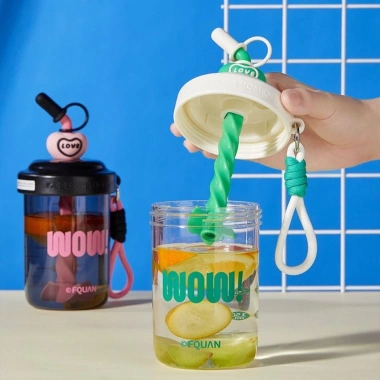 Bình Nước HOBBYIN 580ml Chống Rò Rỉ – Cốc Uống Nắp Bụi, Ống Hút Tay, Shaker – 185.350₫