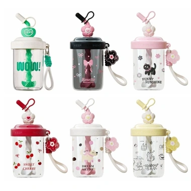 Bình Nước HOBBYIN 580ml Chống Rò Rỉ – Cốc Uống Nắp Bụi, Ống Hút Tay, Shaker – 185.350₫