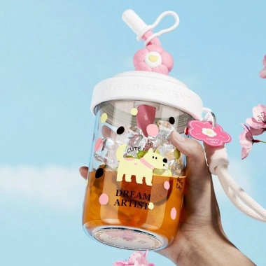 Bình Nước KUNHEV 580ml - Ống Hút Kawaii, Tay Cầm Di Động, Shaker Whey Protein, 184,580₫