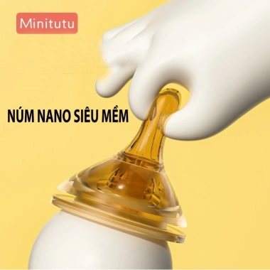 Bình sữa Minitutu Nano bạc cổ rộng 300ml và 240ml cho bé - Giá ưu đãi 150.000₫ 2