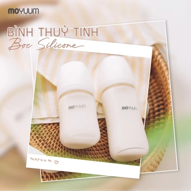 Bình sữa Moyuum thủy tinh silicone 150ml-240ml - Tặng quà, giá ưu đãi 190k