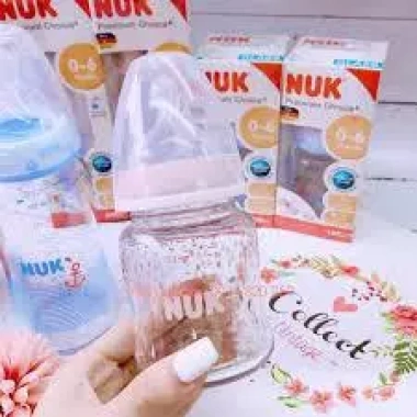 Bình sữa Nuk Premium Choice Đức cổ rộng nhựa PP/PPSU - Giá 149.000, giảm 20% 4 Bình sữa Nuk Premium Choice Đức cổ rộng nhựa PP/PPSU - Giá 149.000, giảm 20% 4