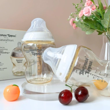 Bình sữa PPSU Tommee Tippee Natural Start 150-340ml Siêu Mềm Tự Nhiên cho Bé Sơ Sinh - Giá ưu đãi 293.250 VND 7 Bình sữa PPSU Tommee Tippee Natural Start 150-340ml Siêu Mềm Tự Nhiên cho Bé Sơ Sinh - Giá ưu đãi 293.250 VND 7