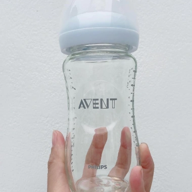 Bình sữa thủy tinh nguyên khối Avent Natural 120/240ml, nội địa Mỹ, chỉ 260.000₫