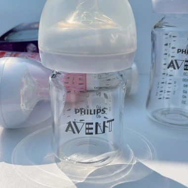 Bình sữa thủy tinh nguyên khối Avent Natural 120/240ml, nội địa Mỹ, chỉ 260.000₫