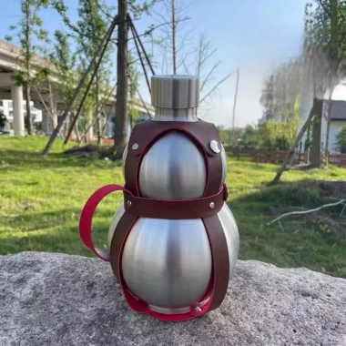 Bình tông inox 304 hình hồ lô 1,7L và 3L có túi đựng - Giá ưu đãi 229.000 VND