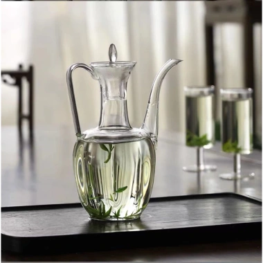 Bình trà thủy tinh Borosilicate trong suốt chịu nhiệt Kiểu cổ điển giá 99.000₫