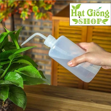 Bình tưới nước vòi cong cho sen đá xương rồng - Giá 19.000₫, tiện dụng