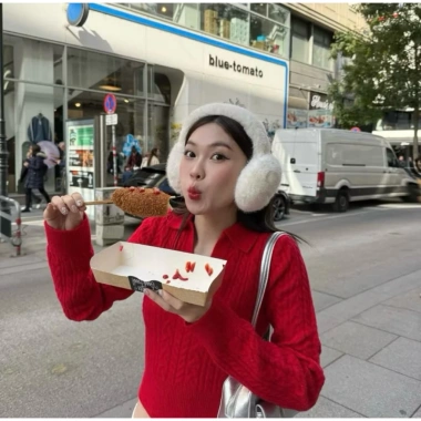 Bịt Tai Giữ Ấm Da Lộn Lót Bông Xinh Xắn - Phong Cách Tây Hot 2.024, Giá 65.000 VND 4
