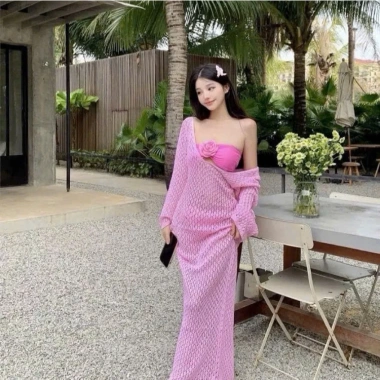 BKN 051 Set ba món đồ bơi: váy len tay lửng bikini hoa thanh lịch - 197.199 VND
