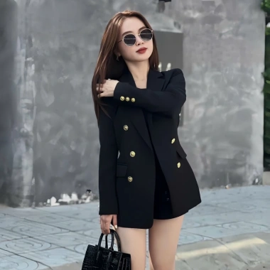 Blazer đen ngắn DAY CHIC - Công sở thời trang, chỉ 399.000đ, không kèm chân váy