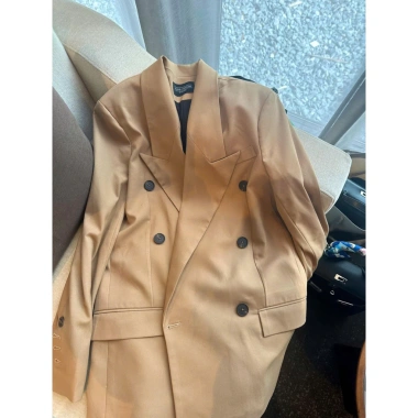 Blazer Gam Vàng Be Trọng P.L.STUDIO BL15 - Giá 890.000, Chất Lục Cao, Đẳng Cấp 8