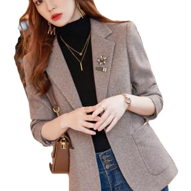 Blazer Len Kẻ Sọc Hàn Quốc Slim-fit Xuân Thu Top Ngắn Nữ Giá 559.440 VND Giảm Giá 7 Blazer Len Kẻ Sọc Hàn Quốc Slim-fit Xuân Thu Top Ngắn Nữ Giá 559.440 VND Giảm Giá 7