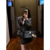 Blazer Nữ và Áo Khoác Kèm Chân Váy Ngắn Chất Vải Kẻ Hàn Quốc Cao Cấp - Giá 322.000₫ 6