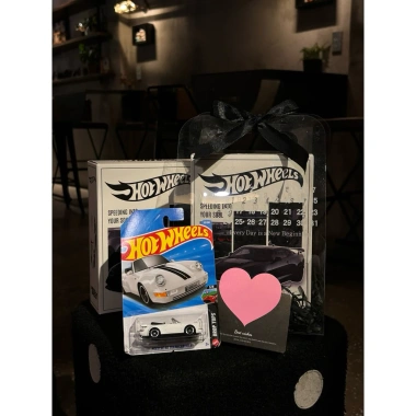 Blind Box Hot Wheels Xe Mô Hình Ngẫu Nhiên - Giá 69.000đ (giảm từ 89.700đ) 7 Blind Box Hot Wheels Xe Mô Hình Ngẫu Nhiên - Giá 69.000đ (giảm từ 89.700đ) 7