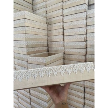 Bộ 10 khay gỗ viền ren hoả tốc - Đựng quà Tết sang trọng, giá chỉ 82.000₫