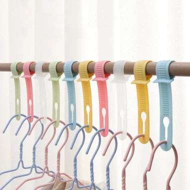 Bộ 10 Móc Treo Quần Áo Chống Gió Khóa Giá Cố Định, Nút Thanh Điều Chỉnh, Không Trơn Trượt, Giá Ưu Đãi 40.425₫