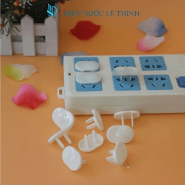 Bộ 10 Nút Bịt Ổ Điện Chống Giật, Chống Cháy An Toàn Cho Bé - Giá Ưu Đãi 26.000 VND 3
