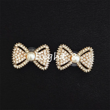 Bộ 12 Ngọc Trai Bướm Nơ Hình Trái Tim Trang Trí Giày & Túi Nữ, Giá 82.500 VND