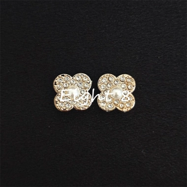 Bộ 12 Ngọc Trai Bướm Nơ Hình Trái Tim Trang Trí Giày & Túi Nữ, Giá 82.500 VND