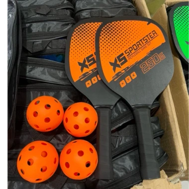Bộ 2 vợt Pickleball siêu nhẹ kèm túi đựng 4 quả bóng chuyên nghiệp, tay cầm chắc, bền đẹp, giá 108k